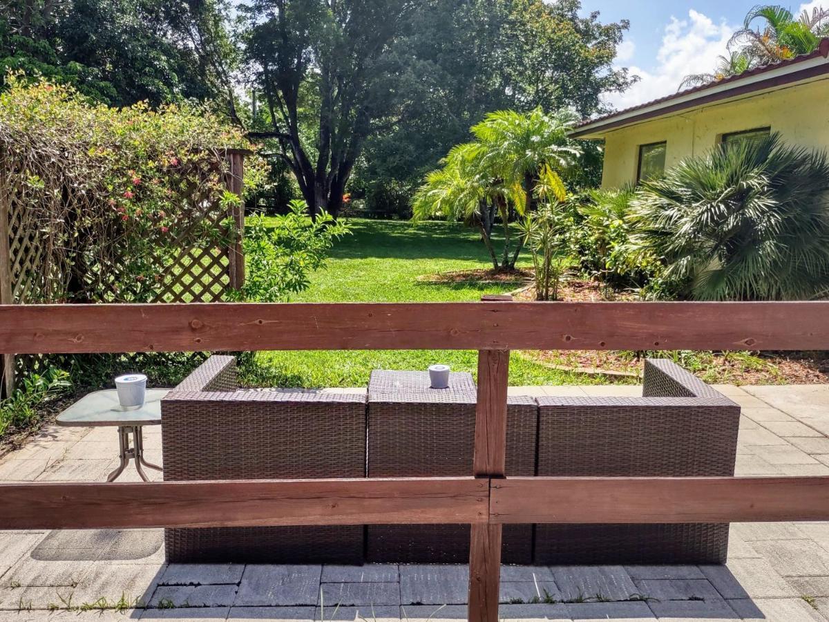 Sunshine Acre 2B 2B King Master Suite, Big Yard Davie Bagian luar foto